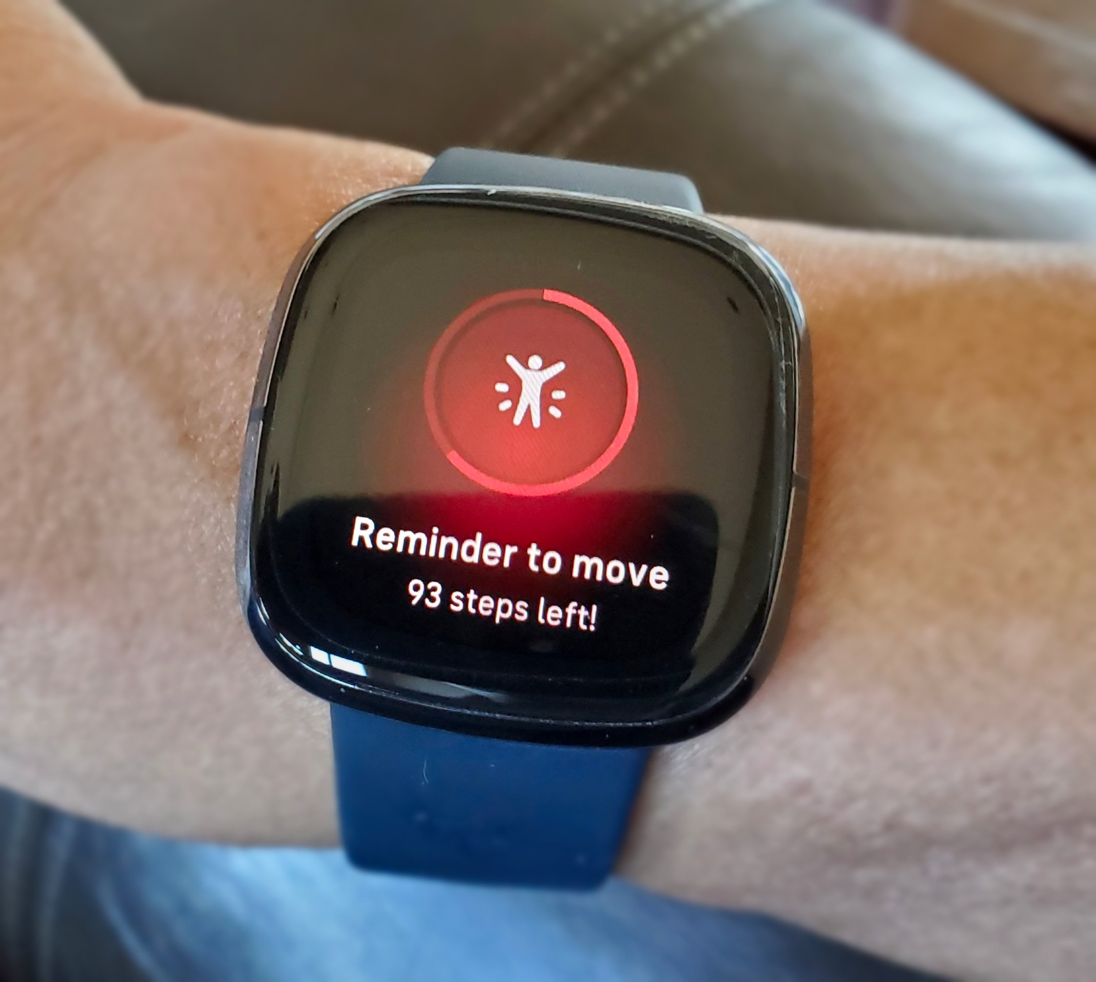 Reminder to move fitbit